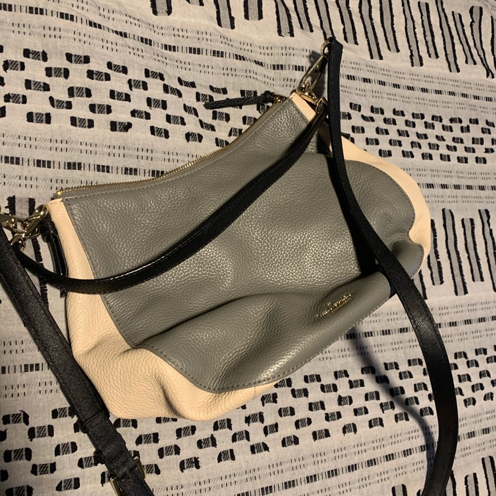 Kate Spade Crossbody - Picture 4 of 10